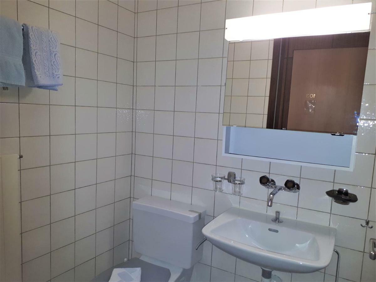 Gaestehaus St. Ursula Brig Ngoại thất bức ảnh